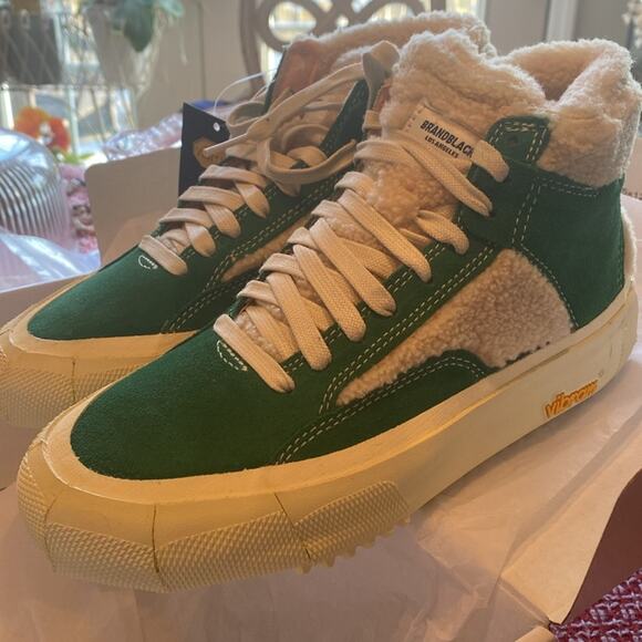 Brandblack Los Angeles Vibram green suede #2125 lace up sneakers